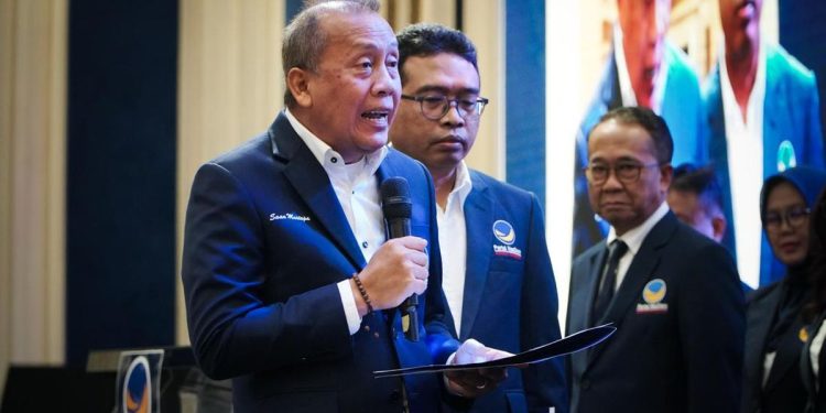 Cek Kabar Anggota DPR Tonny Tesar Usul Pemakzulan Gibran oleh Nasdem