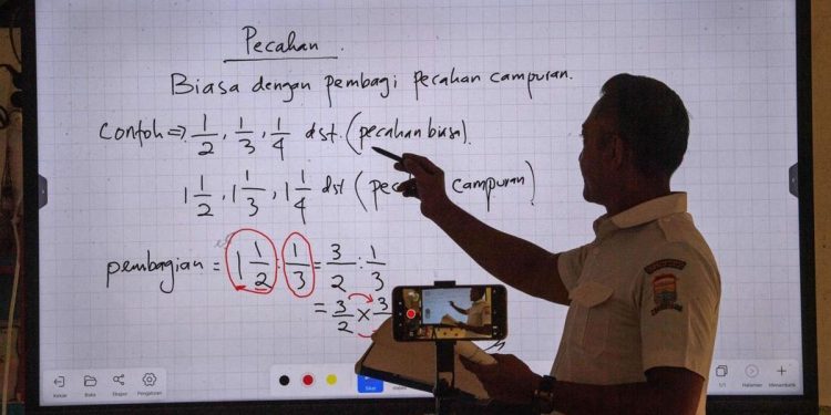 Darurat Asap Karhutla, Sekolah di Sumut Terapkan PJJ hingga 21 Oktober