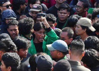 Ajudan Gubernur Kaltim Minta Maaf Setelah Insiden dengan Mahasiswa Saat Demo