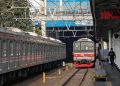 KRL Tabrak Mobil Dekat Stasiun Jatake, Perjalanan Terganggu